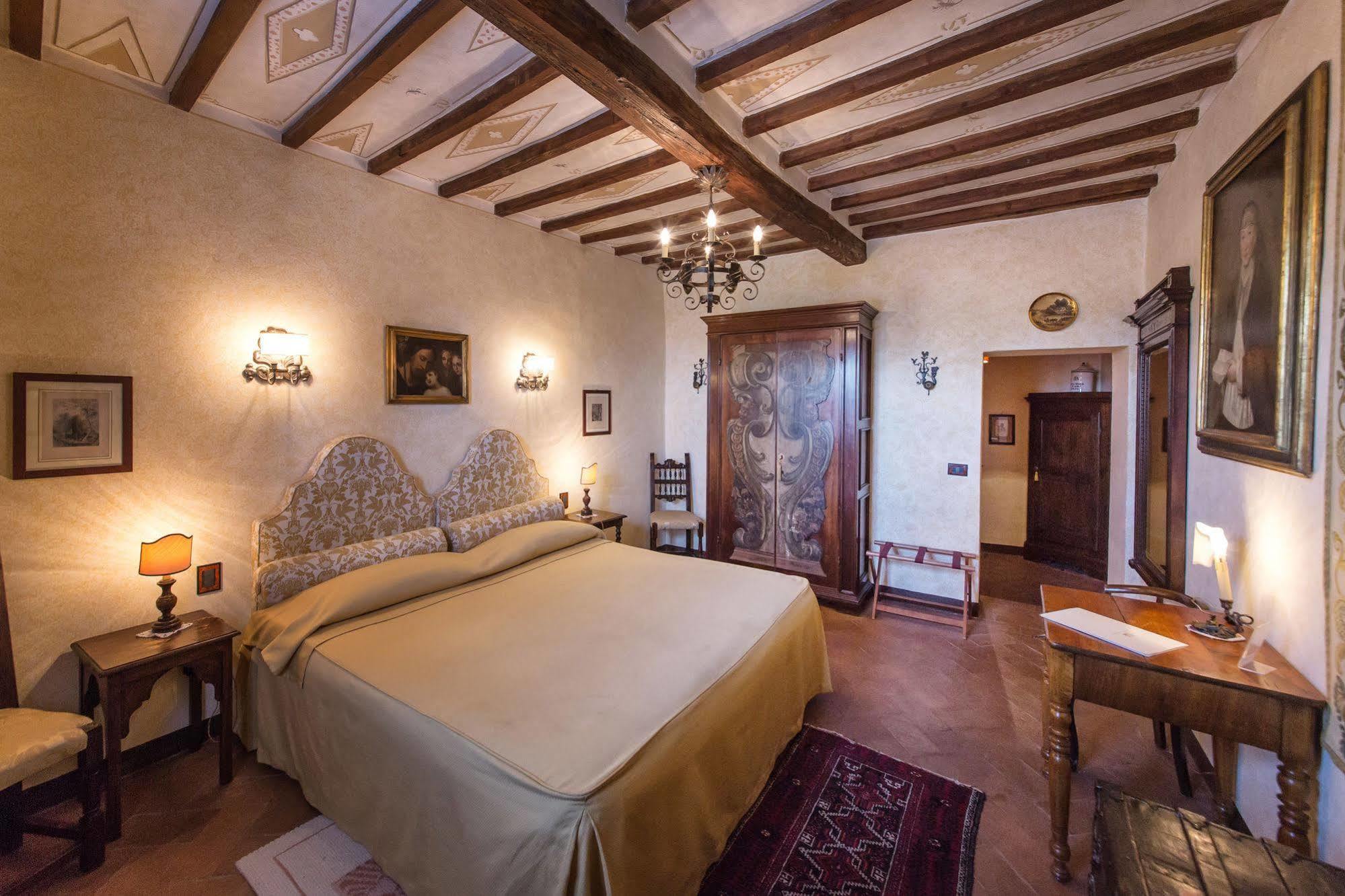 Castelletto Di Montebenichi Aparthotel Monte Benichi Exterior foto